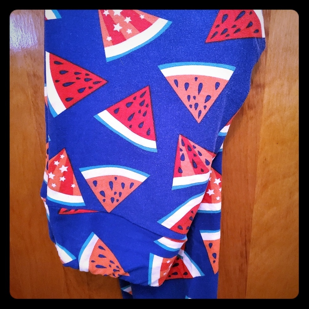 Lularoe one size leggings